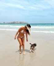 ELEGANTE Y ENCANTADORA COLOMBIANA