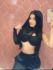 SOY REINA UNA JOVENCITA MUY CARIÑOSA